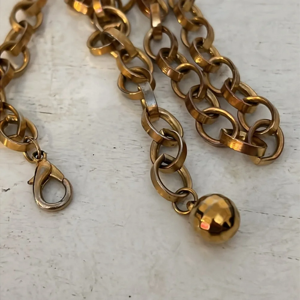 Vintage heavy gold link chain belt 40”